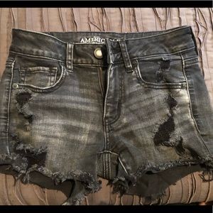 American Eagle distressed stretchy shorts